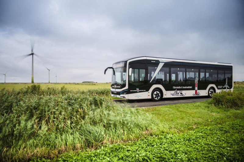 Emission-free urban mobility:More than 700 MAN electric buses already ordered